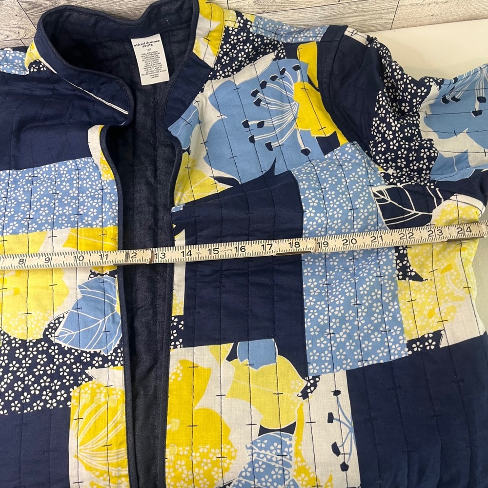 Alfred Dunner Quilted Jacket Women 18P Navy Blue Yellow Patchwork Floral Open - Picture 6 of 7